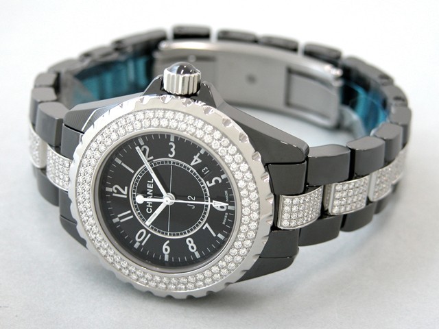 シャネルスーパーコピー j12 H1338 33mm ブラックセラミックブレス ダイヤベゼル センターダイヤブレス