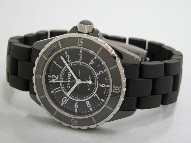 シャネルスーパーコピー CHANEL j12 H0684 38mm ブラックラバーブレス ブラック 自動巻