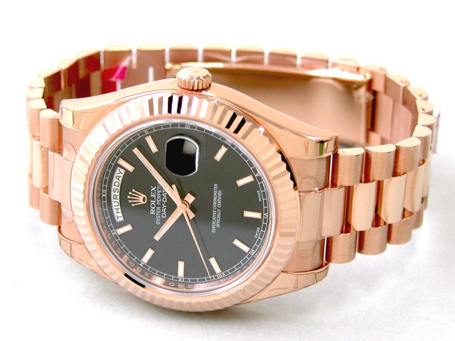 ロレックススーパーコピー ROLEX デイデイトII 218235 プレジデントブレス ブラックバー