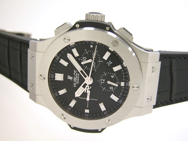 ウブロスーパーコピー ビッグバン エボリューション 301.SX.1170.GR ブラックラバー ブラック