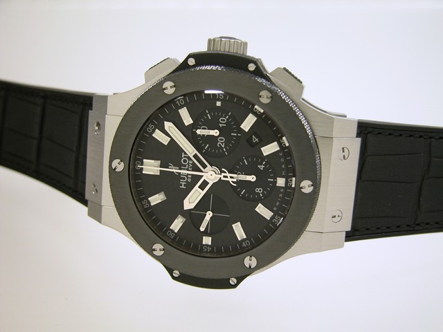 ウブロスーパーコピー ビッグバン エボリューション 301.SM.1770.GR ベゼルセラミック