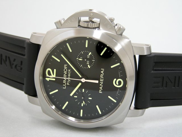 パネライスーパーコピー ルミノール1950 PAM00361 フライバッククロノ 44mm ブラック
