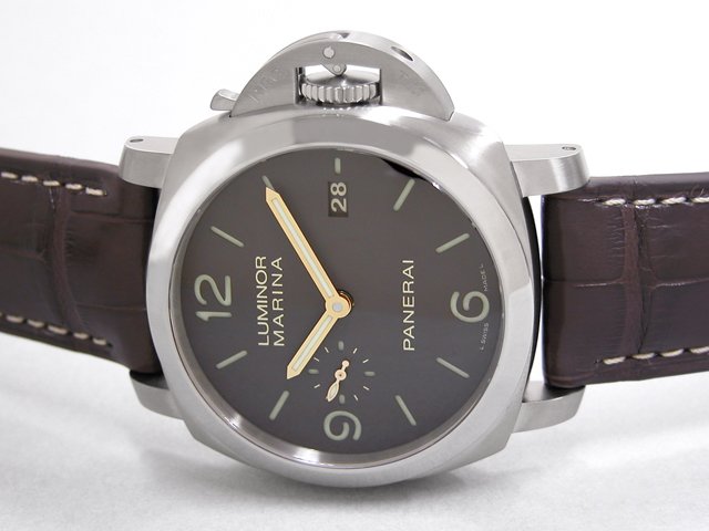 パネライスーパーコピー ルミノールマリーナ1950 3DAYS PAM00351 44mm シースルーバック ブラウン