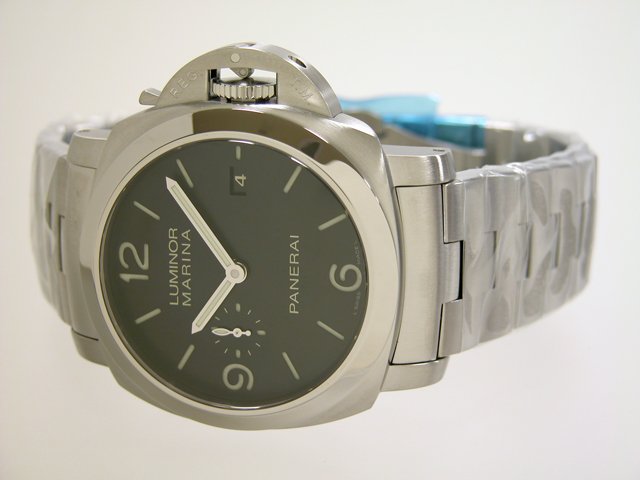 パネライスーパーコピー ルミノール1950マリーナ 3DAYS PAM00328 44mm シースルーバック ブラック