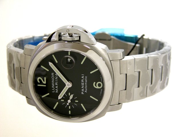 パネライスーパーコピー PANERAI ルミノールマリーナ PAM00298 40mm ブラック