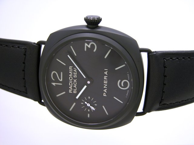 パネライスーパーコピー ラジオミール ブラックシール PAM00292 45mm PVD加工 ブラック