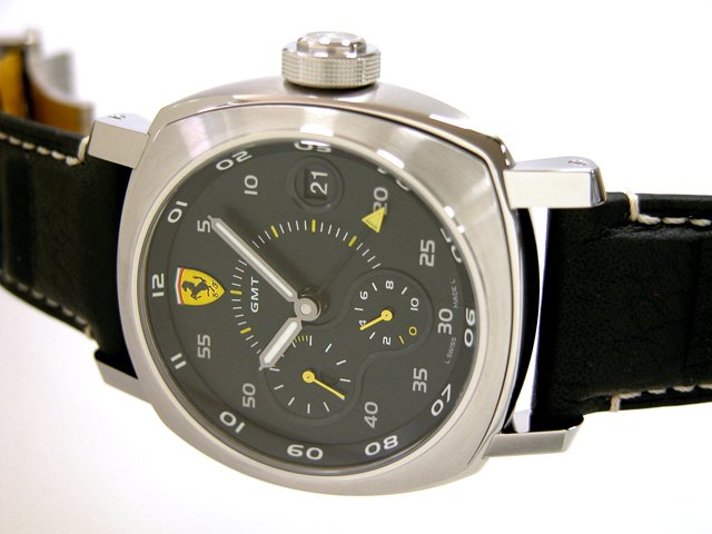 パネライスーパーコピー フェラーリ スクデリア 10デイズ GMT FER00022 45mm ブラック