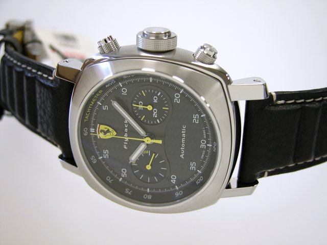 パネライスーパーコピー フェラーリ スクデリア フライバッククロノ FER00014 45mm ブラック