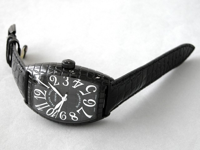 フランク・ミュラースーパーコピー トノーカーベックス ブラック クロコ 8880SC BLK CRO SSPVD加工 黒クロコ皮 ブラック