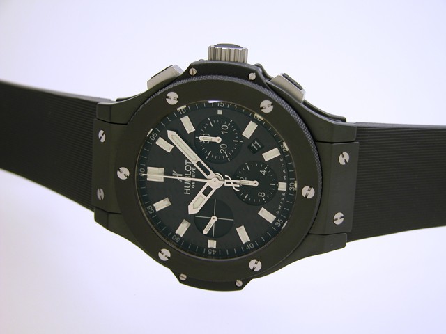 ウブロスーパーコピー ビッグバン エボリューション ブラックマジック 301.CI.1770.RX ブラックラバー