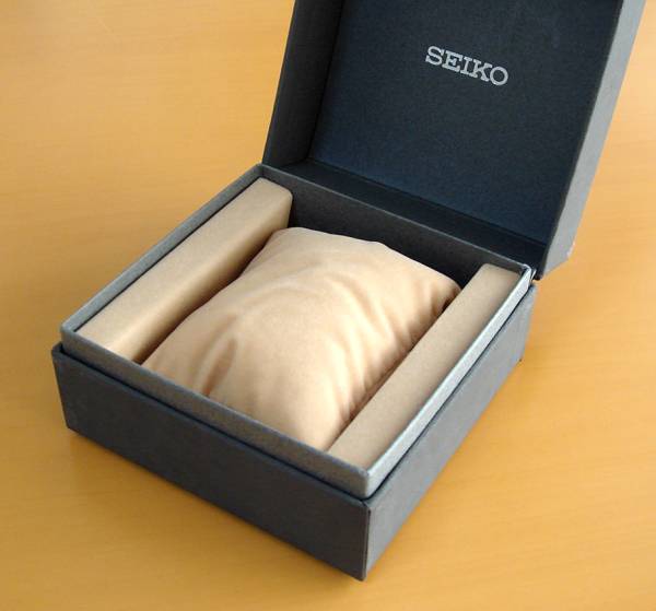 セイコースーパーコピー-SEIKO-BOX-国際保証書、純正ボックス