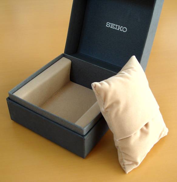 セイコースーパーコピー-SEIKO-BOX-国際保証書、純正ボックス