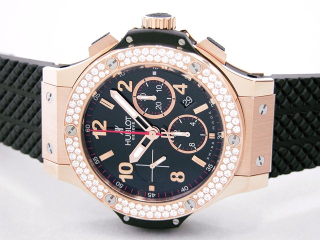ウブロスーパーコピー ビッグバン ダイヤベゼル 301.PX.130.RX.114 ブラックラバー ブラック