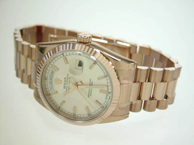 ロレックススーパーコピー ROLEX デイデイト 118235F プレジデントブレス シルバー
