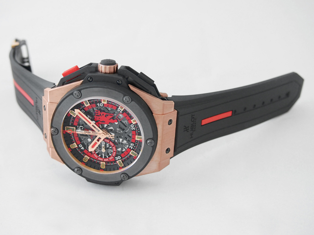 ウブロスーパーコピー キングパワー レッドデビル キングゴールド セラミック 716.OM.1129.RX.MAN11