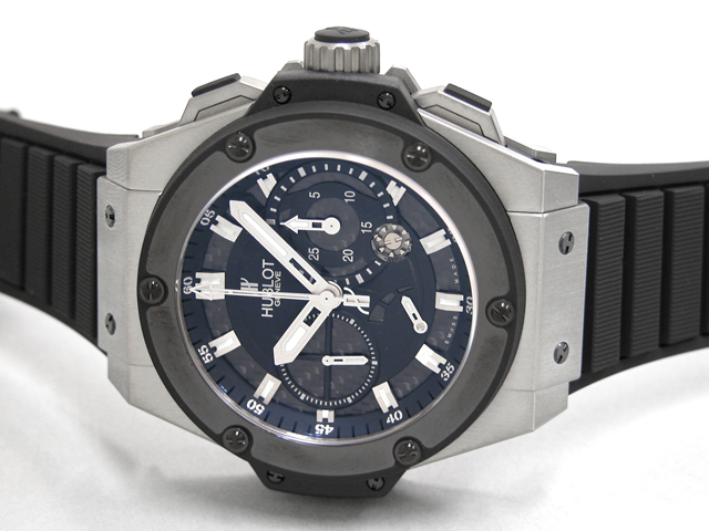 ウブロスーパーコピー キングパワー 709.ZM.1770.RX スプリットセコンド パワーリザーブ ブラックラバー 世界限定500本 ブラックカーボン