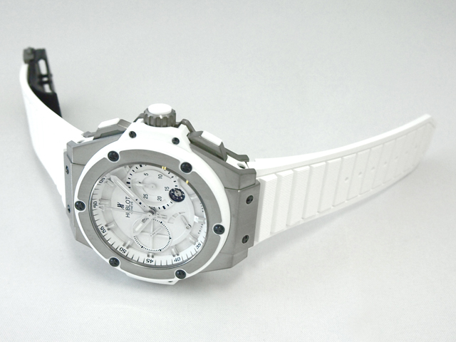 ウブロスーパーコピー キングパワー 709.ZE.2110.RW スプリットセコンド パワーリザーブ 世界限定100本 ホワイト