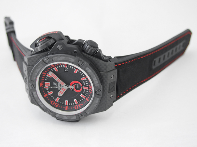 ウブロスーパーコピー キングパワー アリンギ4000 731.QX.1140.NR.AGI12 世界限定100本 ブラック