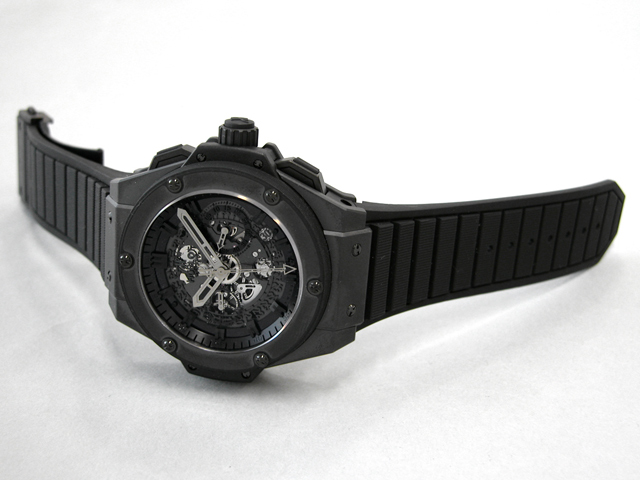 ウブロスーパーコピー キングパワー ウニコ オールブラック 701.CI.0110.RX 世界限定500本 ブラックスケルトン