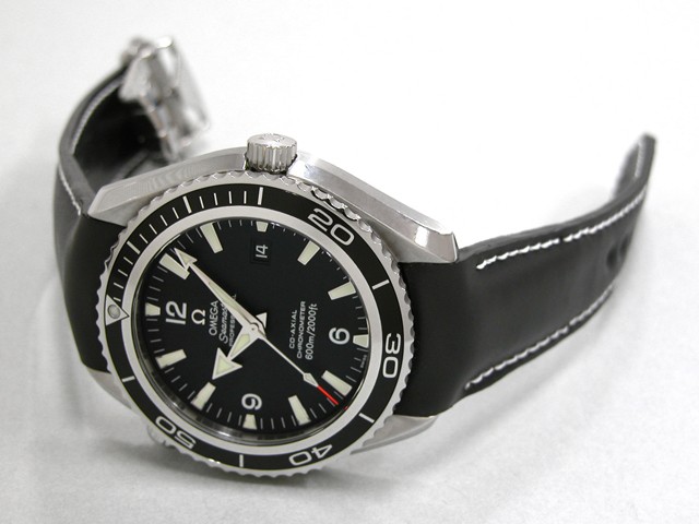 オメガスーパーコピー シーマスター 2900.50.81 プラネットオーシャン 45mm ブラックベゼル ブラックラバー ブラック
