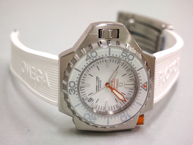 オメガスーパーコピー OMEGA シーマスター 224.32.55.21.04.001 プロプロフ 1200m ホワイト