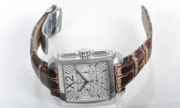 オメガスーパーコピー デビルＸ２ コーアクシャルクロノグラフ 423.13.37.50.02.001