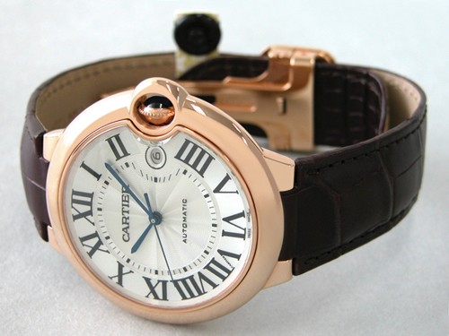 カルティエスーパーコピー Cartier バロンブルー  W6900651 PＧ LＭ 皮 シルバー 自動巻