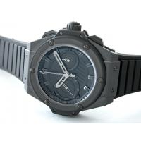 ウブロスーパーコピー キングパワー フドロワイアント オールブラック 715.CI.1110.RX ブラックラバー ブラック