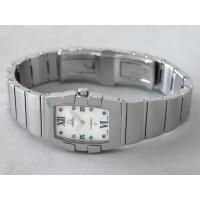 オメガスーパーコピー コンステレーション 1584.79 クアドレラ ミニ ホワイトシェル レディース