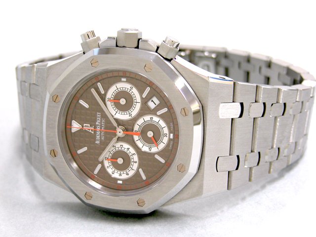 オーデマ･ピゲスーパーコピー AUDEMARS PIGUET ロイヤルオーク クロノ 26300ST.OO.1110ST.08 ＳＳ ブラウン