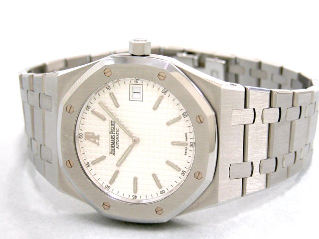 オーデマ･ピゲスーパーコピー AUDEMARS PIGUET ロイヤルオーク 15202ST.OO.0944ST.01 ＳＳ シルバー