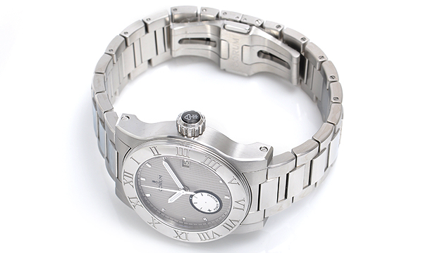 コルムスーパーコピー ロムルス パワーリザーブ 373.515.20/ V8108BA65 グレー