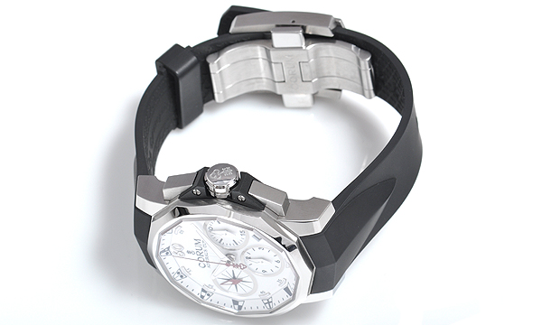 コルムスーパーコピー アドミラルズカップ クロノ 753.671.20 F371 AA52 ホワイト