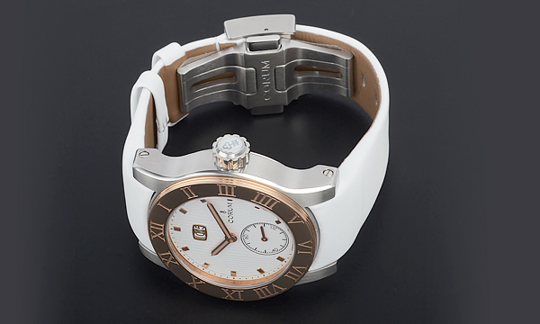 コルムスーパーコピー ロムルス ラージデイト 812.515.24 OF49 EB76 ホワイト