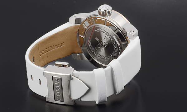 コルムスーパーコピー ロムルス ラージデイト 812.515.24 OF49 EB76 ホワイト