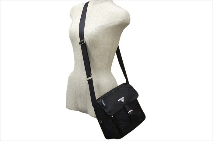 プラダスーパーコピー バッグ PRADA 斜めがけショルダーバッグ ナイロン ブラック BT8994