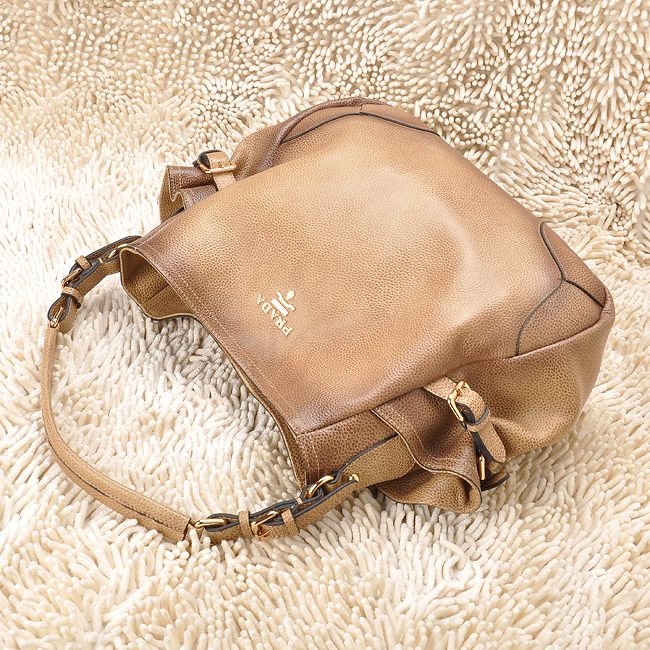 PRADA プラダスーパーコピー 激安 ヴィテロダイノ ショルダーバッグ（マスタード）BR5202