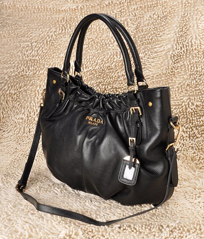 PRADA プラダスーパーコピー 激安 斜めがけショルダーバッグ（ブラック）BT0623