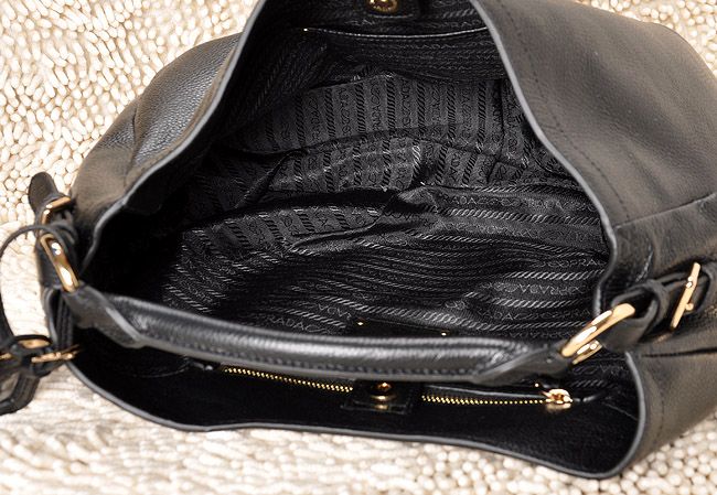 PRADA プラダスーパーコピー ヴィテロダイノレザー 斜めがけ ショルダーバッグ（ブラック）BR4411