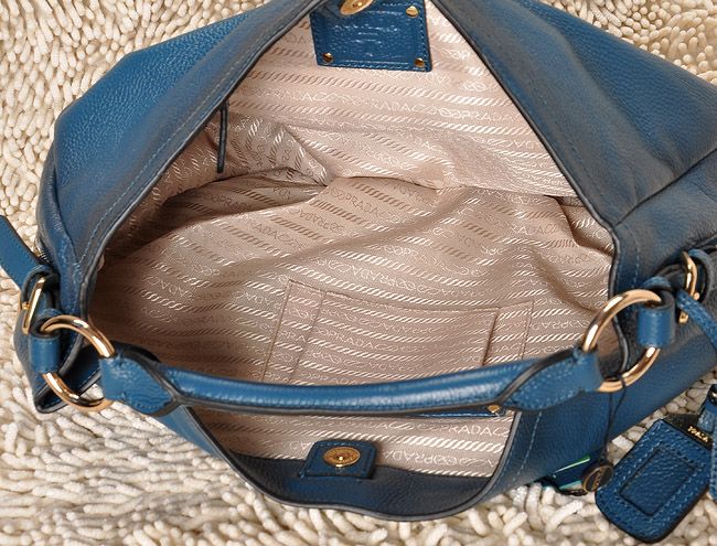 PRADA プラダスーパーコピー ヴィテロダイノレザー 斜めがけ ショルダーバッグ（ライトブルー）BR4413