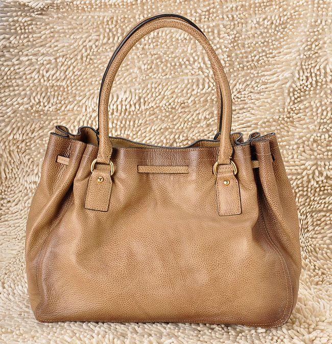 PRADA プラダスーパーコピー 激安 ヴィテロダイノ ショルダーバッグ（マスタード）BR3121