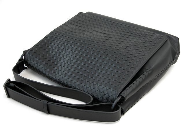 ボッテガ・ヴェネタスーパーコピー BOTTEGAVENETA ショルダーバッグ 221065V4651-1000 ブラック