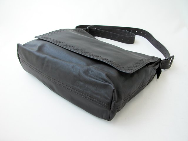 ボッテガ・ヴェネタスーパーコピー BOTTEGAVENETA ショルダーバッグ 245169VO490-1301 ブラウン