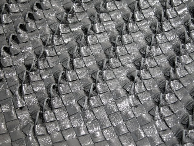 ボッテガ・ヴェネタスーパーコピー BOTTEGAVENETA ショルダーバッグ 115654VL100-1000 ブラック