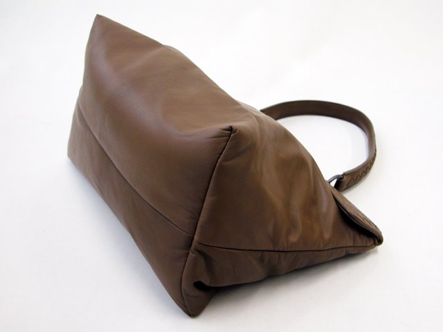 ボッテガ・ヴェネタスーパーコピー BOTTEGAVENETA ハンドバッグ 239986VN573-2708 ブラウン