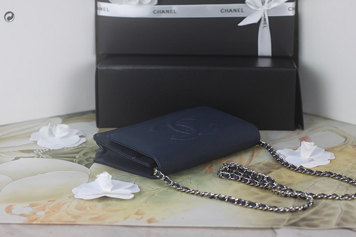 シャネルスーパーコピー 財布 サイフ さいふ 2011新作 CHANEL 財布 チェーンウォレット A48654