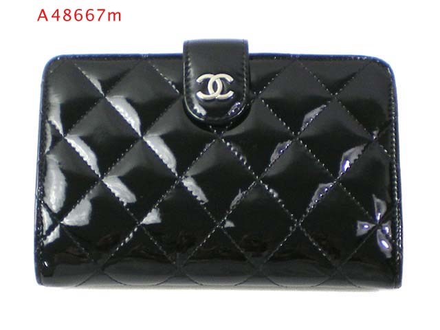 シャネルスーパーコピー 長財布 二つ折りマトラッセ キルティング クラシック ココマーク パテントレザー ブラック A48667m/A48667n/A48667h/A48667i