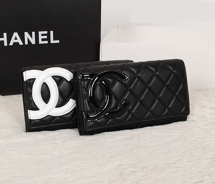シャネルスーパーコピー 財布 二つ折り カンボンライン レザー ココマーク キルティング ブラック×ピンク A50077a/A50077b
