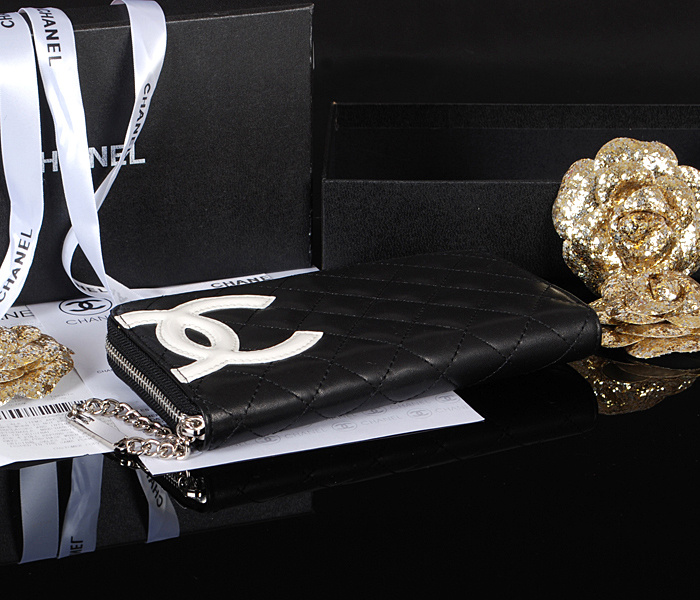 シャネルスーパーコピー 財布 ラウンドファスナー カンボンライン レザー ココマーク キルティング ブラック×ピンク A50078a/A50078b