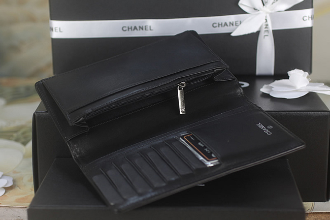 シャネルスーパーコピー 財布 二つ折り BOY CHANEL/ボーイシャネル パリボンベイ キルティング マトラッセ レザー  A68722a/A68722b